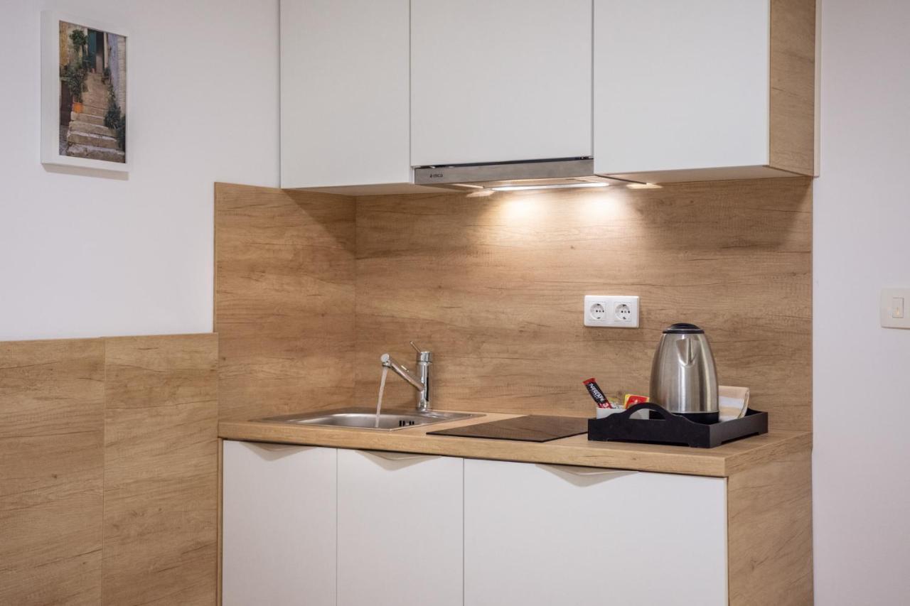 Apartments & Rooms Buble Trogir Bagian luar foto