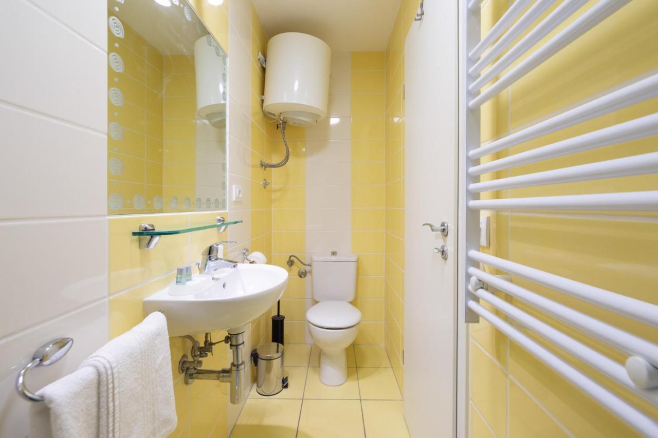 Apartments & Rooms Buble Trogir Bagian luar foto